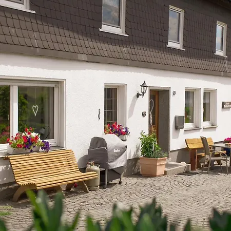 Schwalbennest Lennestadt